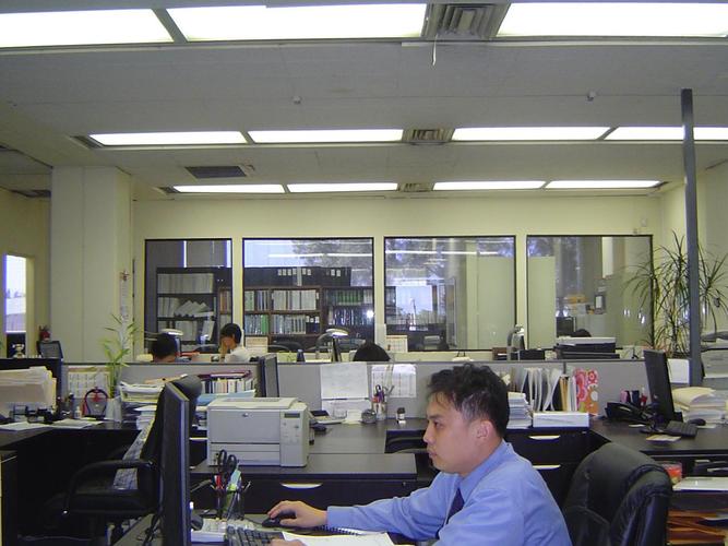 洛杉矶税务法律与会计服务指南 四海会计师事务所与Hsu, Yao, Thuang的专业支持